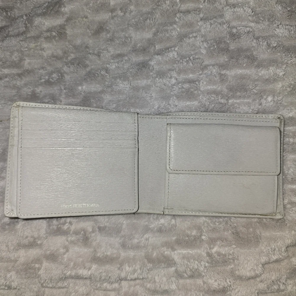 Yoshida & Co Porter Bifold mens Wallet. Light taupe EUC